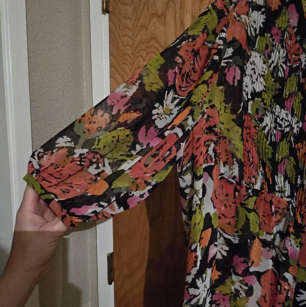 Woman Within Floral Multicolor Sheer Top - Picture 4 of 5